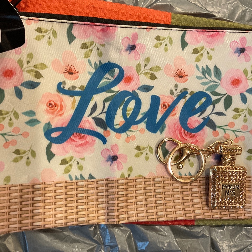 NWT, Lot of 8x6 nylon makeup bag and perfume bottle keychain or bag charm.